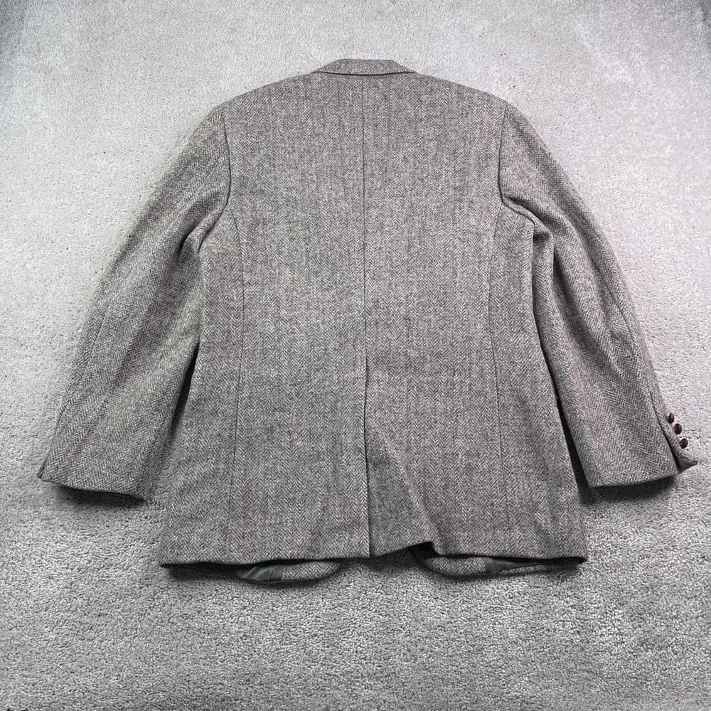 Vintage Harris Tweed Blazer Mens 40R Gray Herringbone Wool Tweed Sport Coat